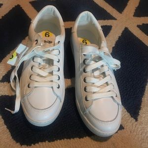 Coach white leather sneakers Sz 9.  G3781